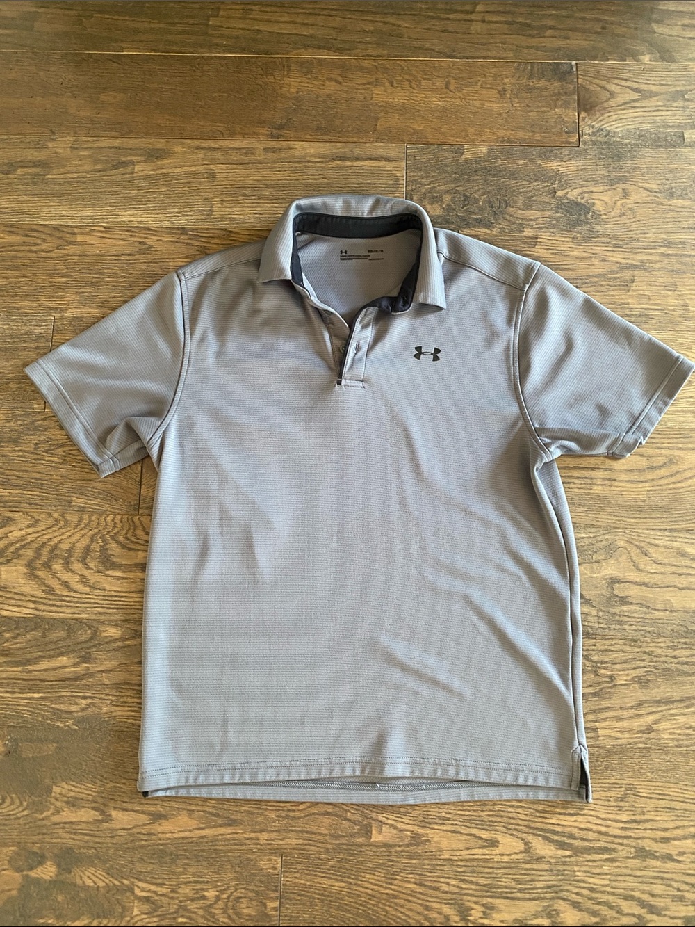 Under Armour Men’s Light Gray Polo with Logo